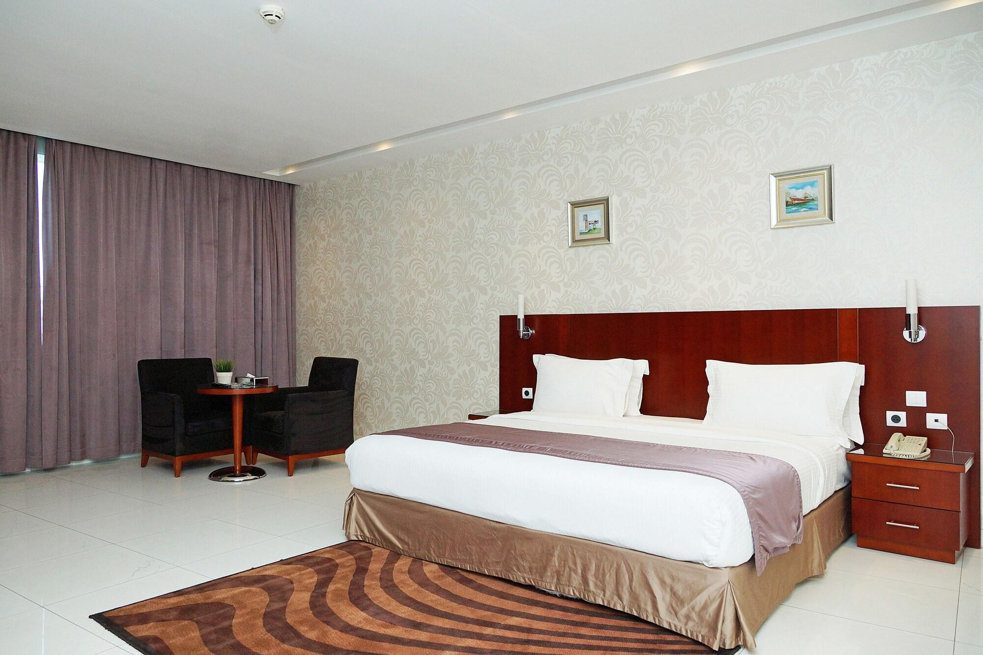 Grand Mayral Hotel Эль-Хубар Экстерьер фото