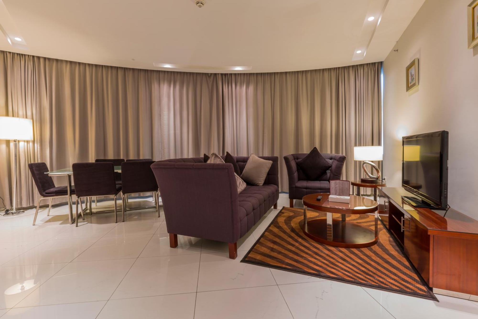Grand Mayral Hotel Эль-Хубар Экстерьер фото